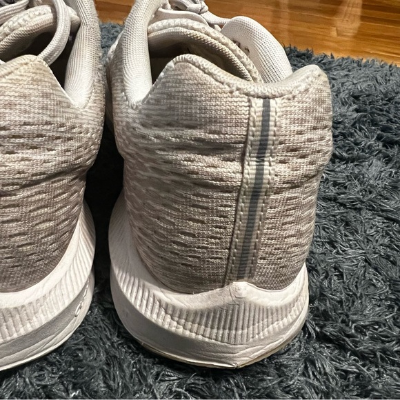 Nike sneakers - Picture 3 of 10